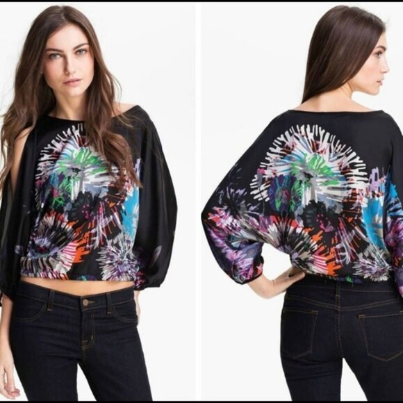 BCBGMAXAZRIA cropped cold shoulder blouse - Picture 2 of 9